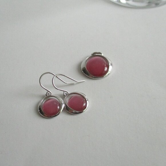 Solid Silver Sterling and Pink Quartz Drop Earrings and Pendant - Picture 5 of 11